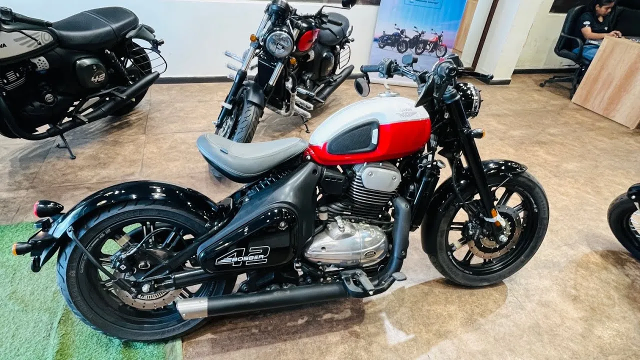 Jawa 42 Bobber 2025